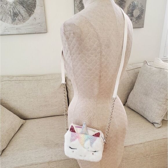 OMG Miss Gwen Plush Unicorn Crossbody Bag - Picture 5 of 13